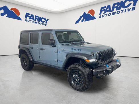 Used 2024 Jeep Wrangler Unlimited AWD/4WD image 5