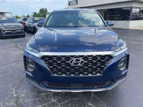 Used 2019 Hyundai Santa Fe SE FWD image 2