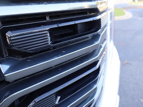 Used 2023 GMC Sierra 1500 AT4 w/ AT4 Premium Package AWD/4WD image 49