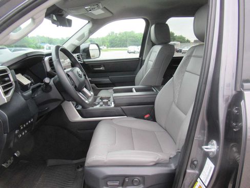 Used 2022 Toyota Tundra SR5 w/ TRD Off-Road Premium Package AWD/4WD image 24