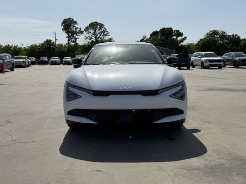 New 2026 Kia EV6 Light RWD image 8