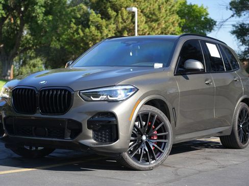 Used 2023 BMW X5 xDrive40i w/ M Sport Package AWD/4WD image 1