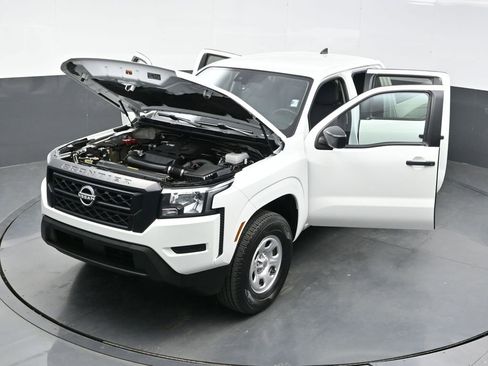 Used 2023 Nissan Frontier S w/ Tow Package AWD/4WD image 38