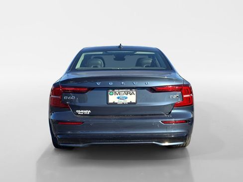 Used 2024 Volvo S60 B5 Plus image 4