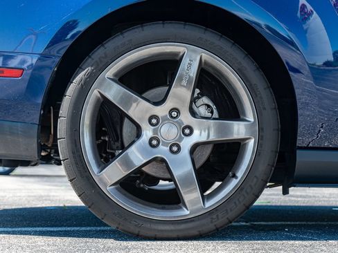 Used 2012 Ford Mustang GT Premium w/ Security Pkg RWD image 9