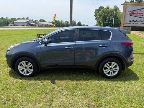 Used 2018 Kia Sportage LX AWD/4WD image 8