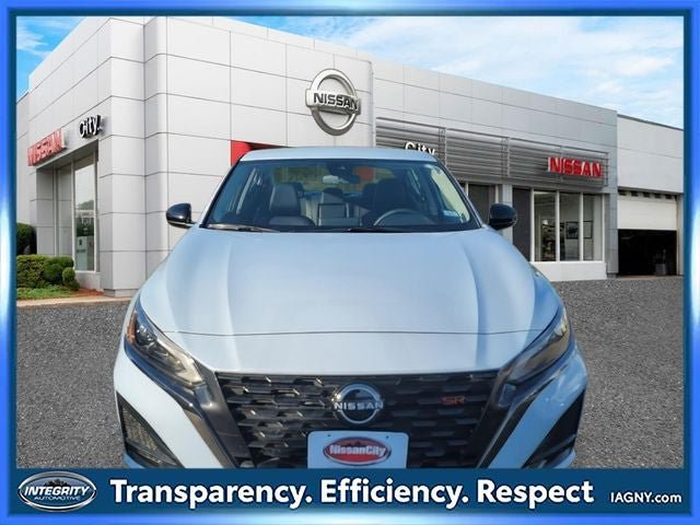 Certified 2024 Nissan Altima 2.5 SR FWD image 2