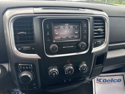Used 2024 RAM 1500 Classic SLT AWD/4WD image 10