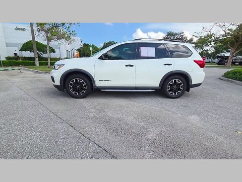 Used 2020 Nissan Pathfinder SL FWD image 47