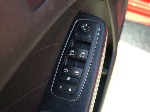 Used 2016 Dodge Charger SRT w/ Harman/Kardon Audio Group image 12