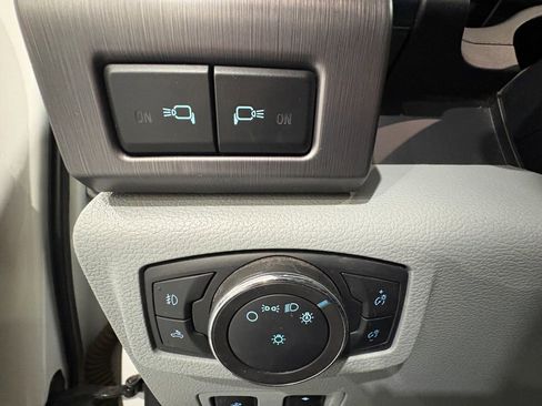 Used 2022 Ford F350 Limited w/ Snow Plow Prep Package image 32