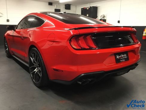 Used 2018 Ford Mustang GT Premium w/ Equipment Group 401A image 8