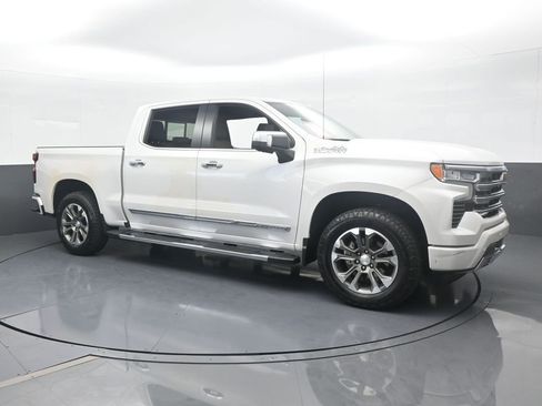 Used 2024 Chevrolet Silverado 1500 High Country image 8