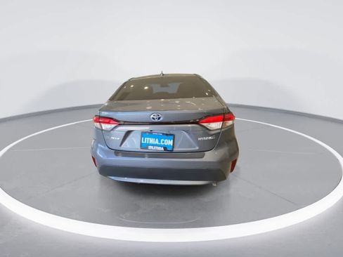 Used 2020 Toyota Corolla LE w/ Carpet Mat Package (TMS) FWD image 7
