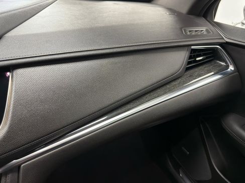 Used 2021 Cadillac XT5 Premium Luxury AWD/4WD image 25