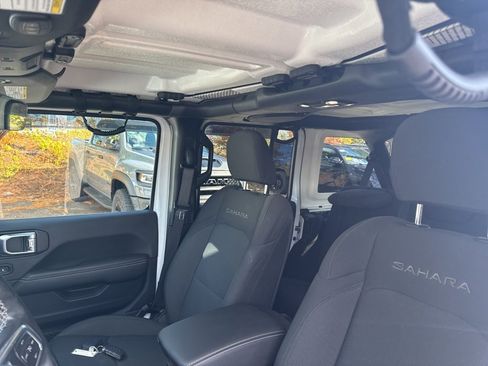 Certified 2021 Jeep Wrangler Unlimited Sahara w/ Dual Top Group image 5