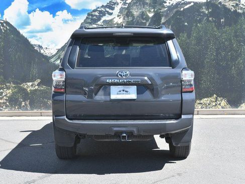 Used 2024 Toyota 4Runner SR5 AWD/4WD image 10
