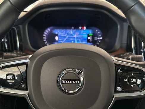 Used 2024 Volvo XC60 T8 Ultimate w/ Protection Package Premier AWD/4WD image 6