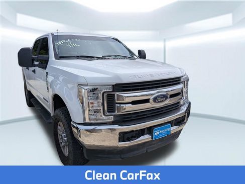 Used 2019 Ford F250 XL w/ STX Appearance Package image 5