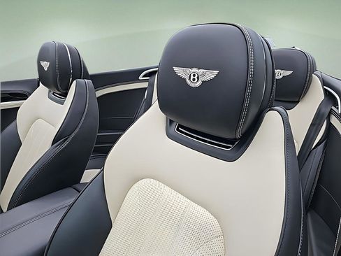 Certified 2021 Bentley Continental GT image 28