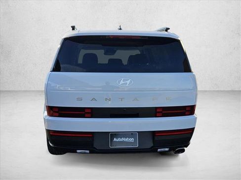 Used 2025 Hyundai Santa Fe SEL FWD image 8