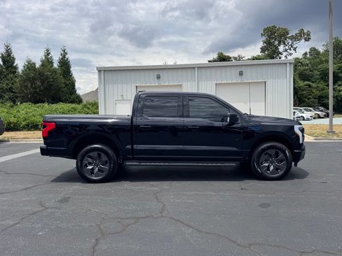 Used 2025 Ford F150 Lightning Flash AWD/4WD image 4
