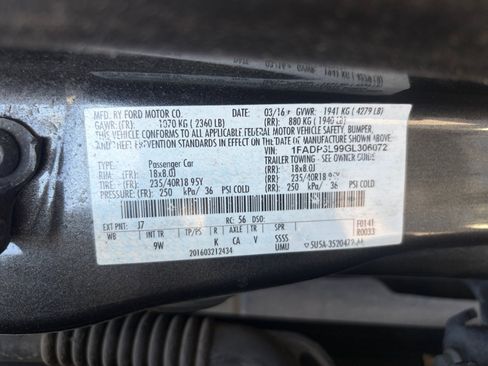 Used 2016 Ford Focus ST w/ Equipment Group 402A FWD image 22