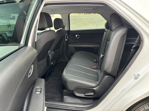 Used 2023 Hyundai Ioniq 5 SEL w/ Cargo Package AWD/4WD image 16
