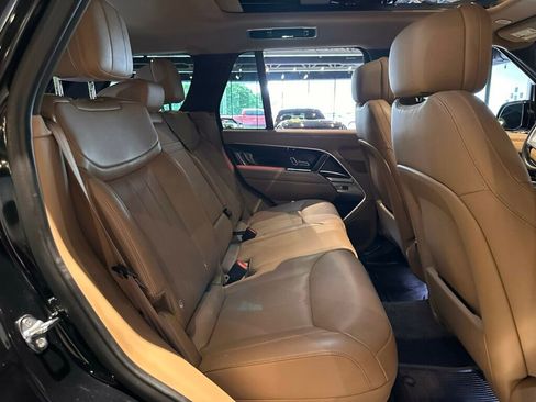 Used 2023 Land Rover Range Rover SE AWD/4WD image 27
