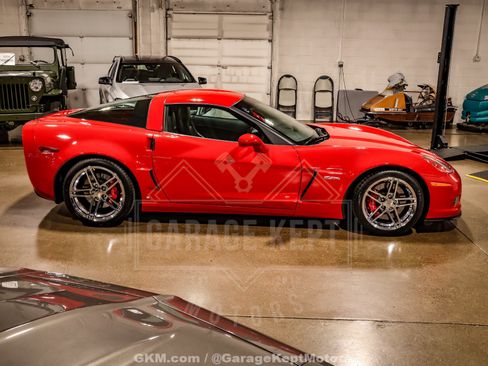 Used 2007 Chevrolet Corvette Z06 w/ Preferred Equipment Group RWD image 11