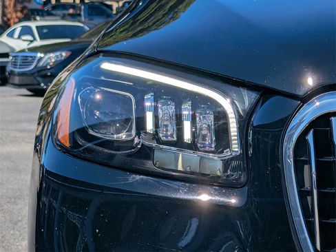 Used 2021 Mercedes-Benz Maybach GLS 600 4MATIC image 31