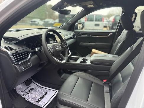 New 2026 GMC Acadia Elevation AWD/4WD image 11