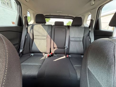 Used 2026 Nissan Rogue SV AWD/4WD image 40