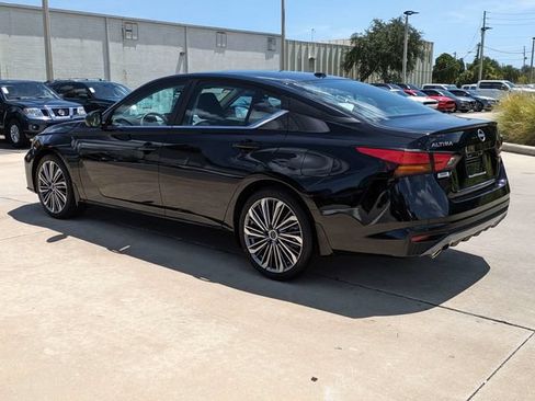 New 2026 Nissan Altima 2.5 SV w/ SV Premium Package FWD image 8