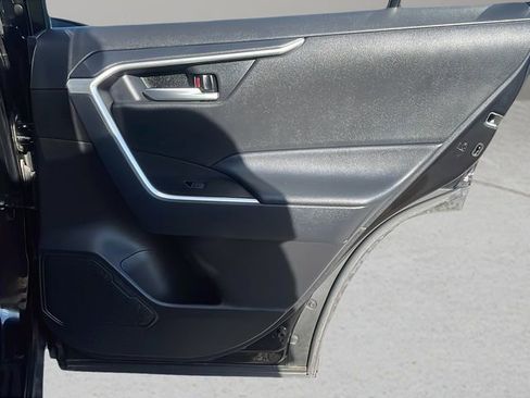 Used 2025 Toyota RAV4 XLE image 15