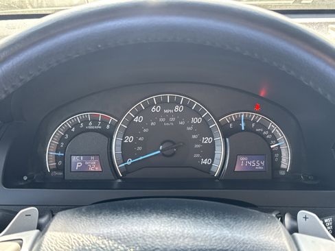 Used 2013 Toyota Camry SE image 13