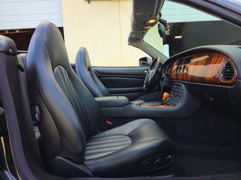 Used 1998 Jaguar XK8 Convertible RWD image 27