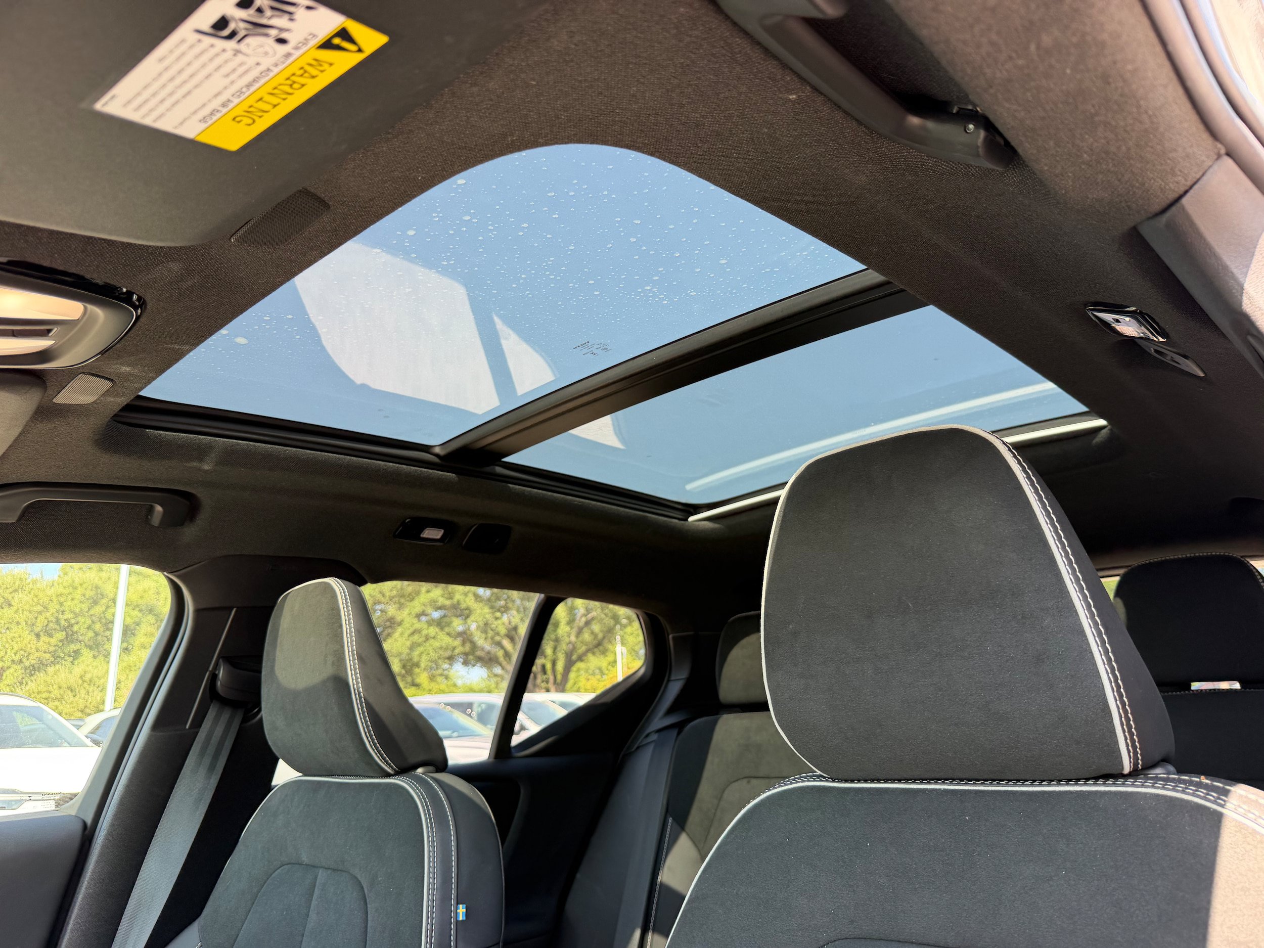 Certified 2023 Volvo XC40 Recharge Ultimate w/ Protection Package Premier AWD/4WD image 24