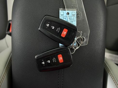 Certified 2019 Toyota RAV4 Limited image 47