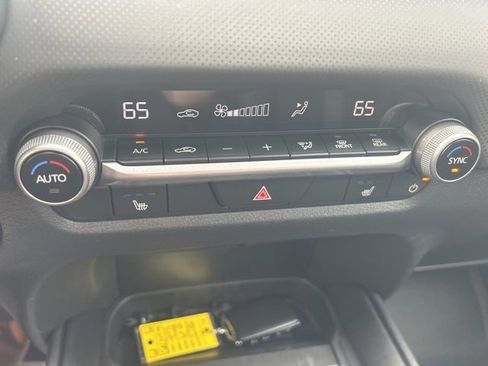 Used 2025 MAZDA CX-50 AWD 2.5 S w/ Premium Package image 28