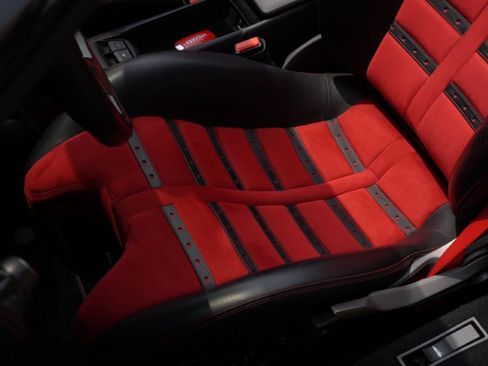 Used 2019 Ferrari 488 Spider RWD image 18