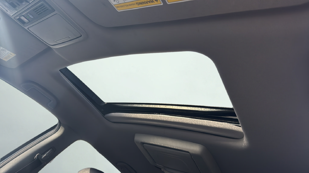 Used 2022 Honda Pilot Touring image 15