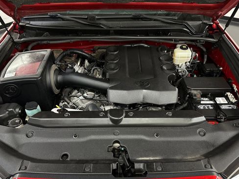 Used 2021 Toyota 4Runner Limited image 27