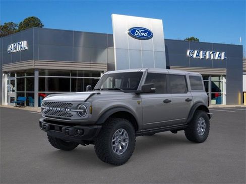 New 2025 Ford Bronco Badlands image 1