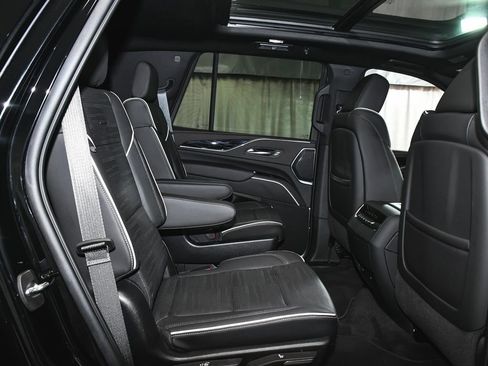 Used 2022 Cadillac Escalade Sport AWD/4WD image 50
