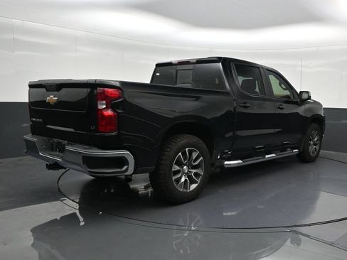 Used 2022 Chevrolet Silverado 1500 LT w/ Convenience Package II RWD image 5