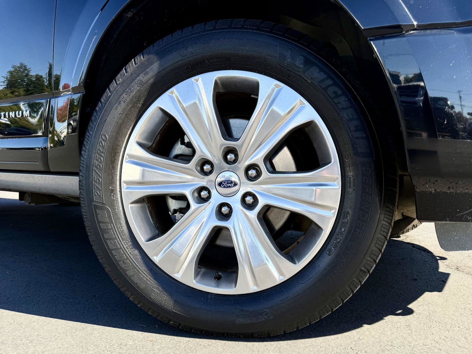 Used 2017 Ford Expedition Max Platinum AWD/4WD image 10