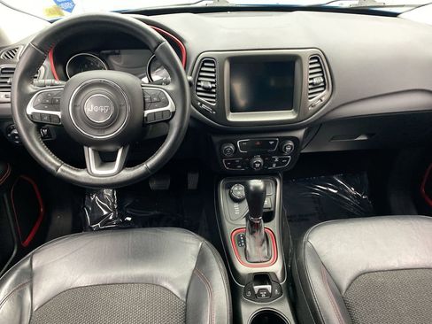Used 2018 Jeep Compass Trailhawk w/ Cold Weather Group AWD/4WD image 15