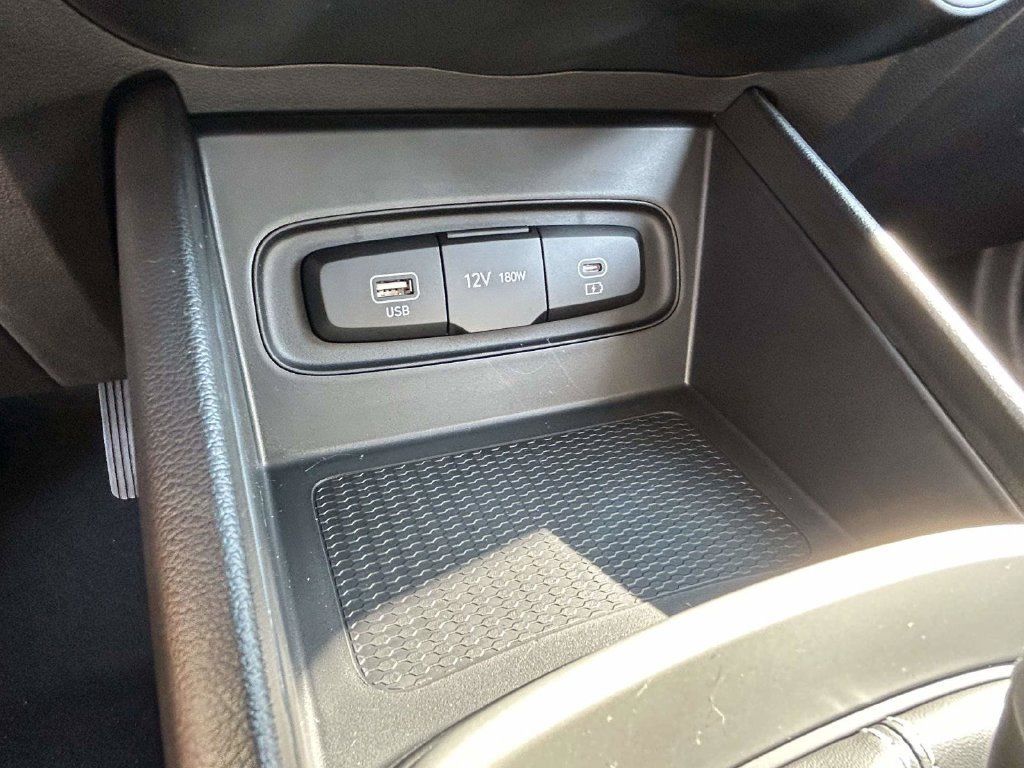 New 2026 Hyundai Venue SE FWD image 9