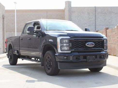 Used 2025 Ford F350 XL w/ STX Appearance Package image 2